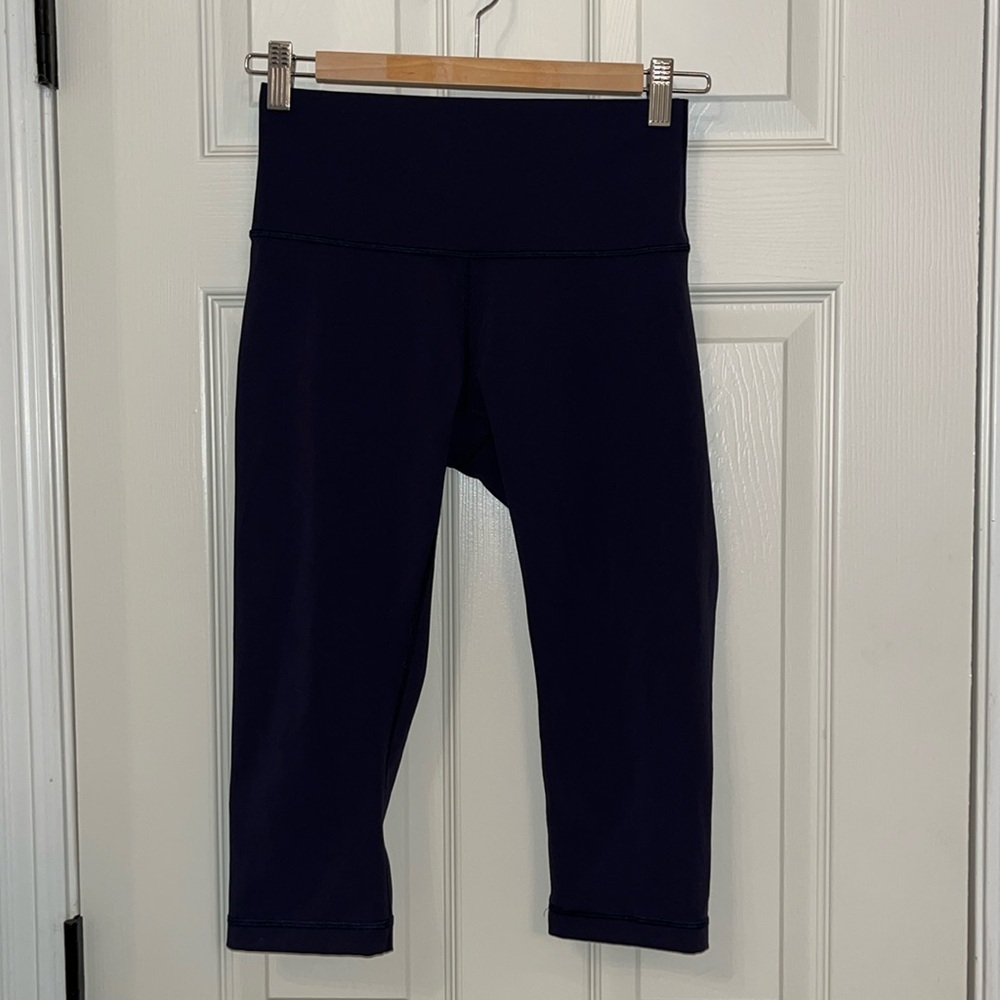 Lululemon Midnight Navy Wunder Under Hi-Rise 1/2 Tight Full on Luxtreme 17" Sz 6